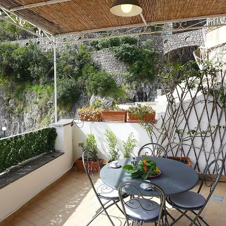 Apartment Locazione Turistica Parco Dei Fiori *