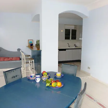 Apartment Locazione Turistica Parco Dei Fiori *
